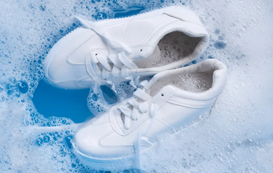 Beyaz Ayakkabı Temizleme Yöntemleri ve Önerileri